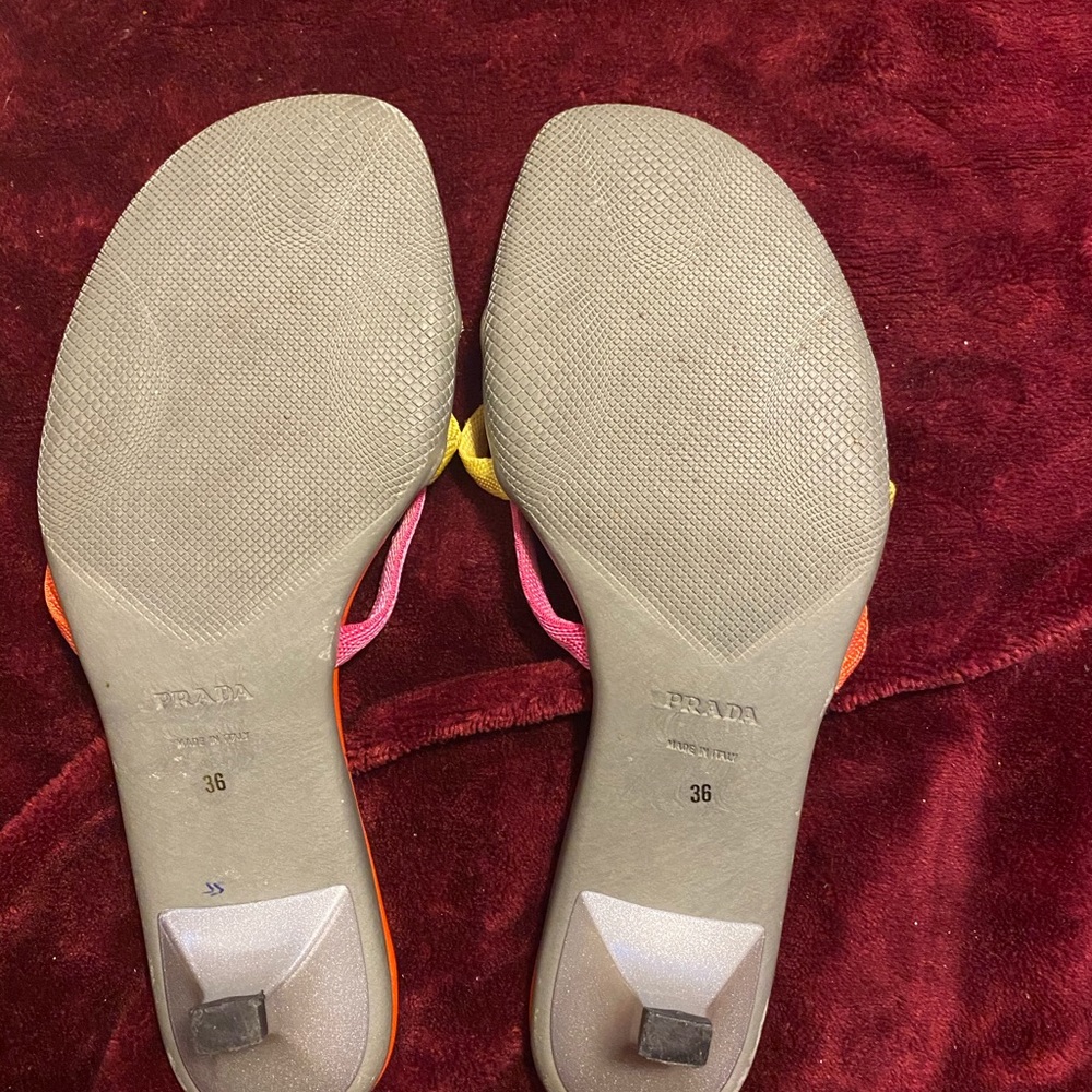 Heels - Picture 3 of 3